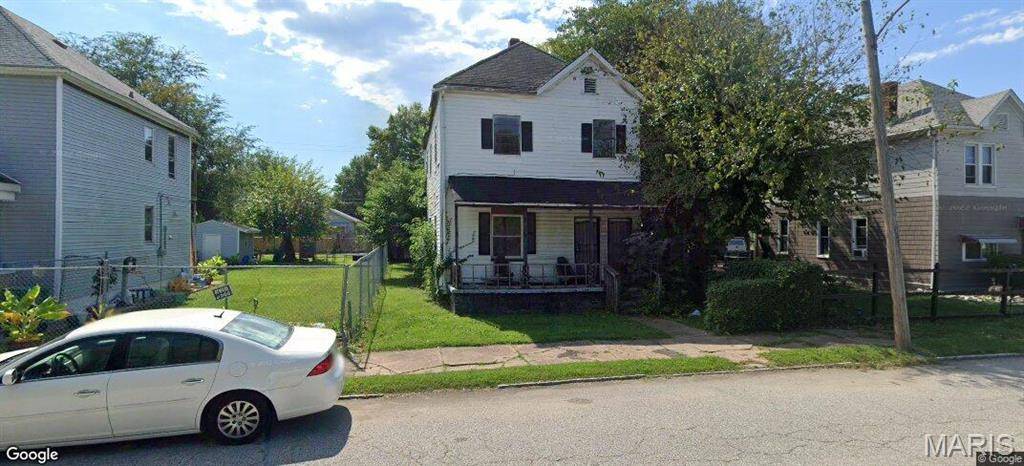 1628 Gaty AVE, East St Louis, IL 62205