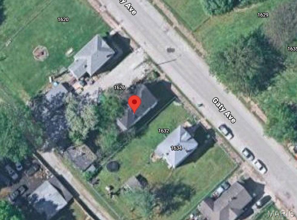 1628 Gaty AVE, East St Louis, IL 62205