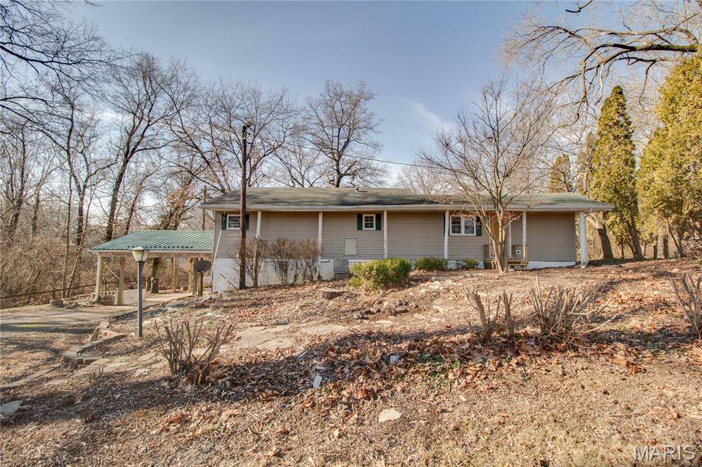 16867 Old Highway 67, Jerseyville, IL 62052