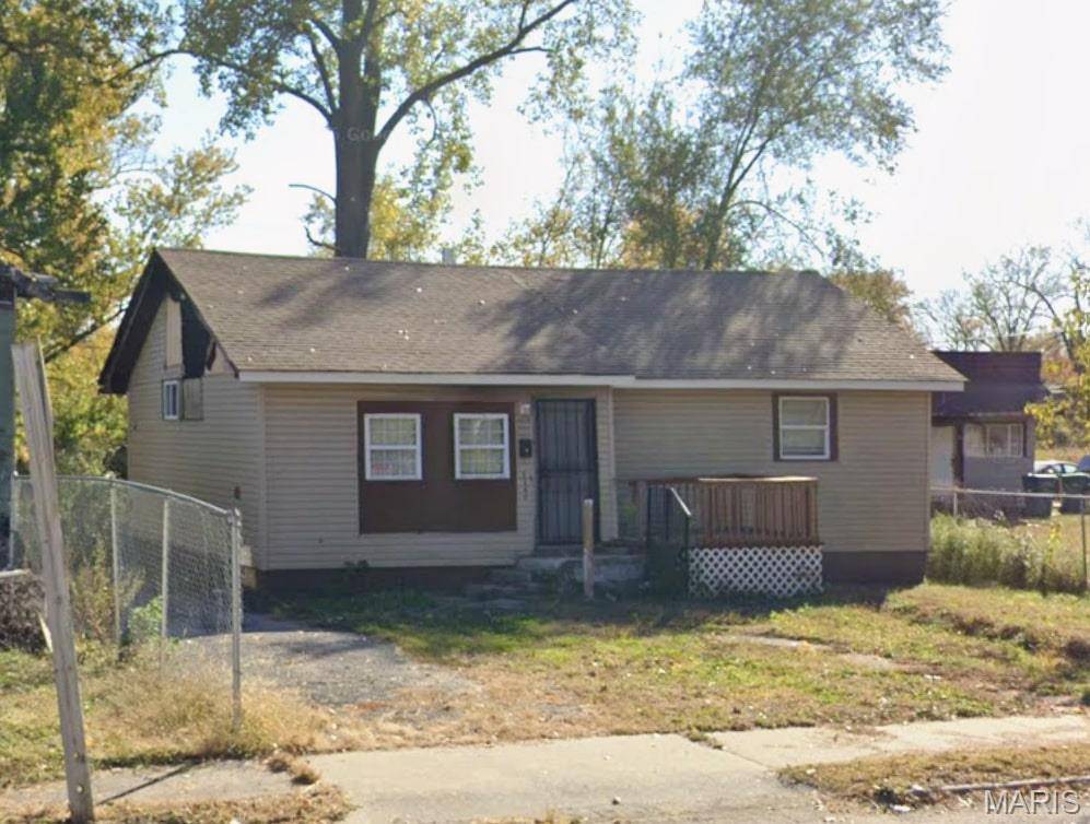 5260 Forest BLVD, East St Louis, IL 62204
