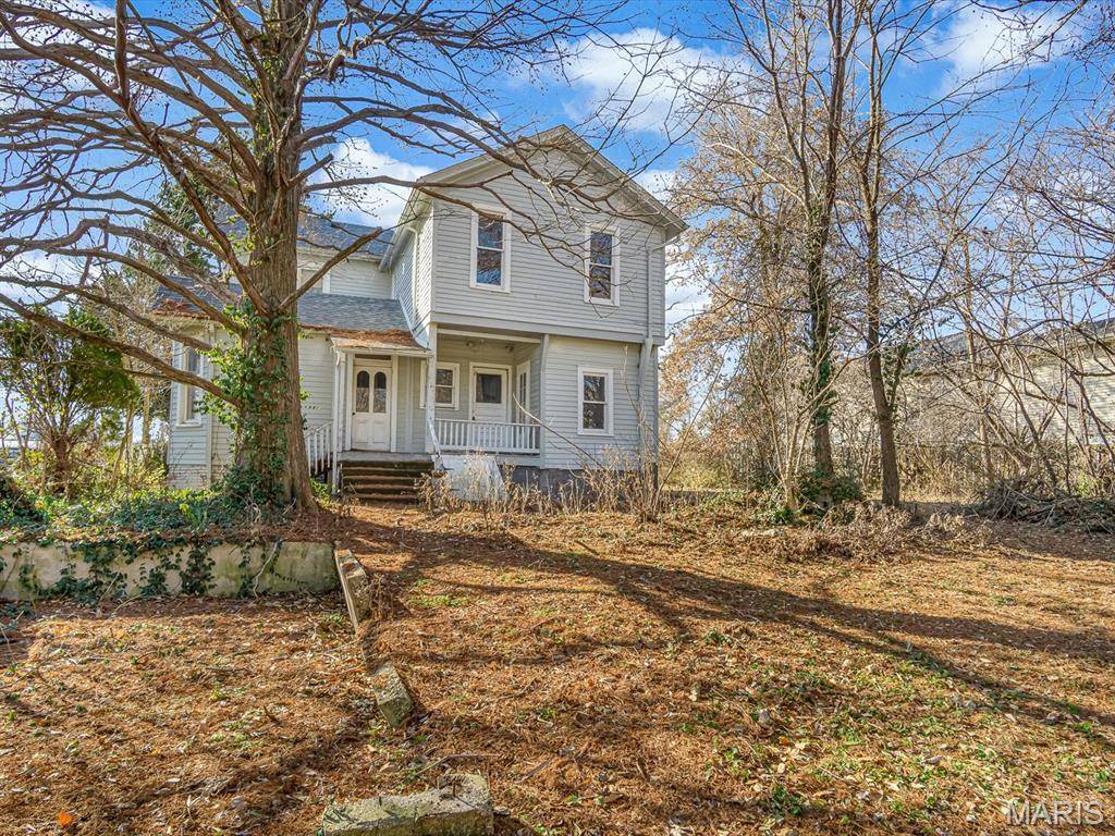 606 N Main ST, Edwardsville, IL 62025
