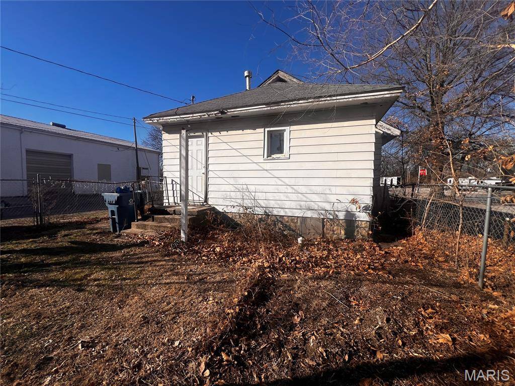 1001 N Poplar ST, Centralia, IL 62801
