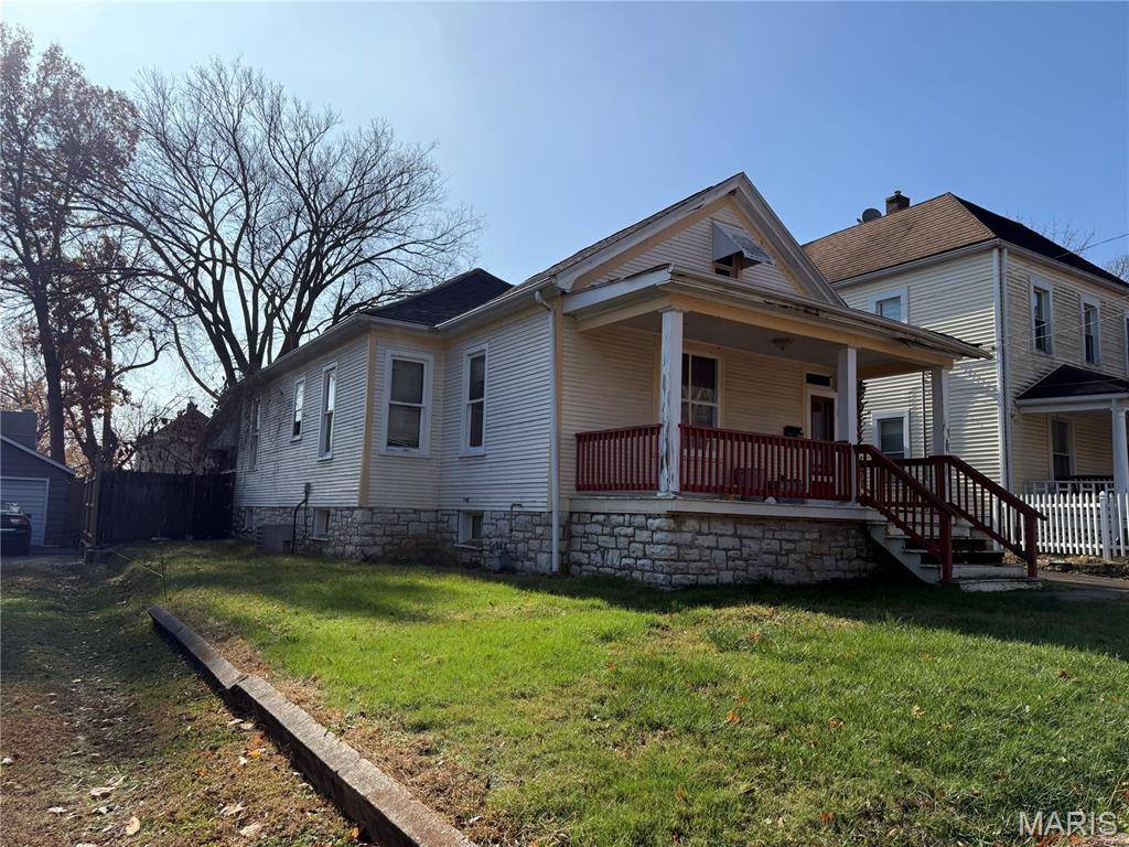 723 Linden ST, Alton, IL 62002