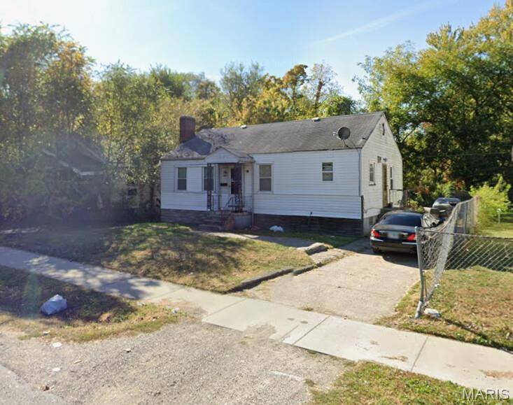 1421 N 53rd ST, East St Louis, IL 62204