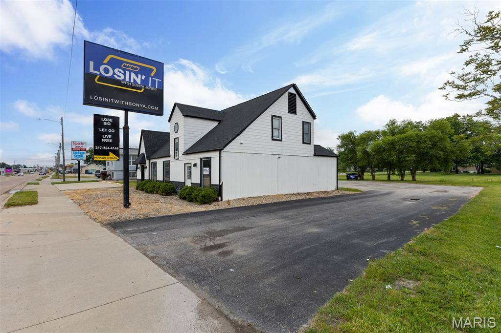 904 W Union AVE, Litchfield, IL 62056