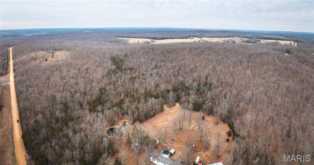 000 Cotrel LN, Falcon, MO 65470