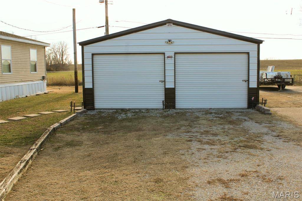 404 Garden ST, Cahokia, IL 62206