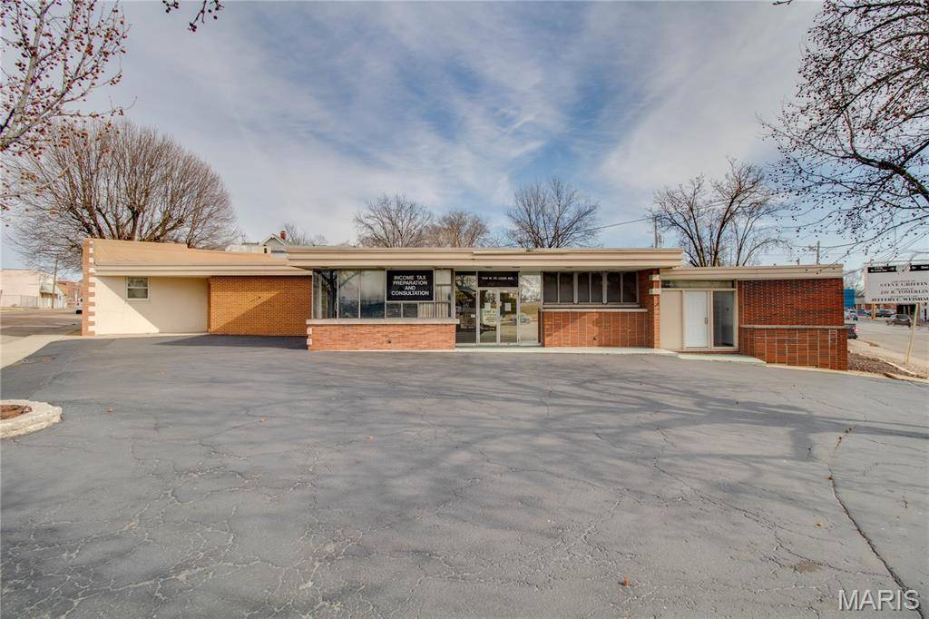 344 W Saint Louis AVE, East Alton, IL 62024