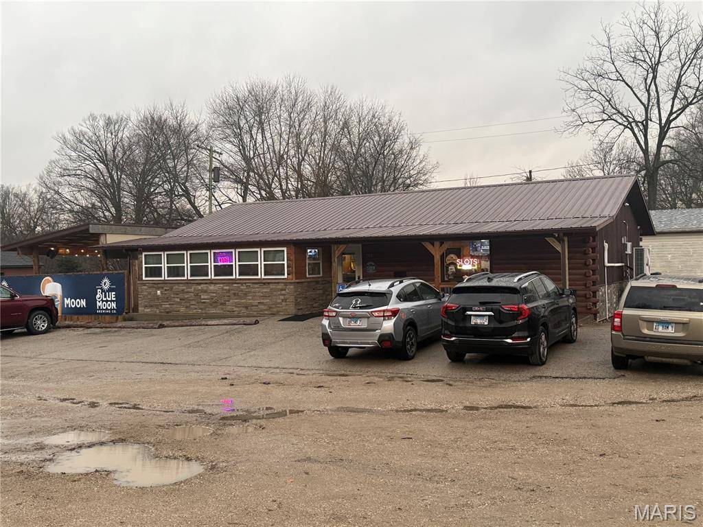 200 S 8th ST, Benld, IL 62009