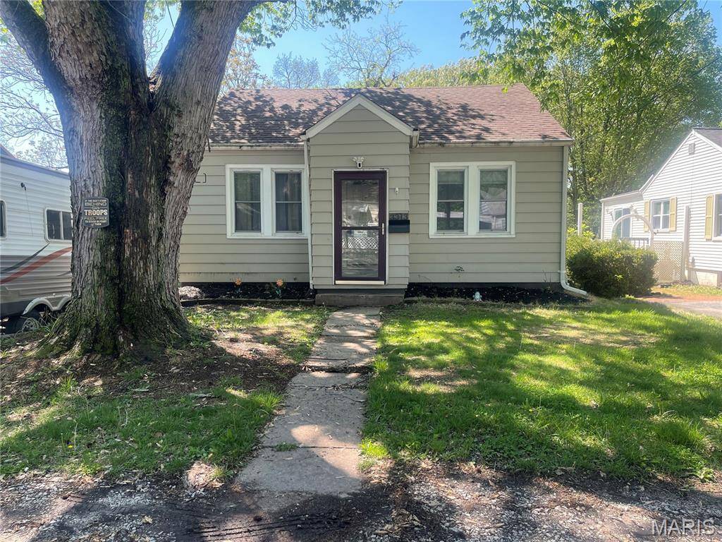 3313 Leo ST, Alton, IL 62002