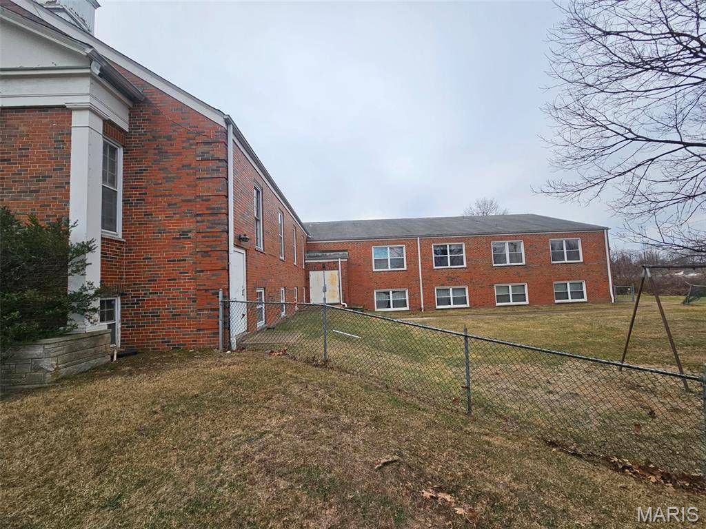 10771 Trask DR, Dellwood, MO 63136