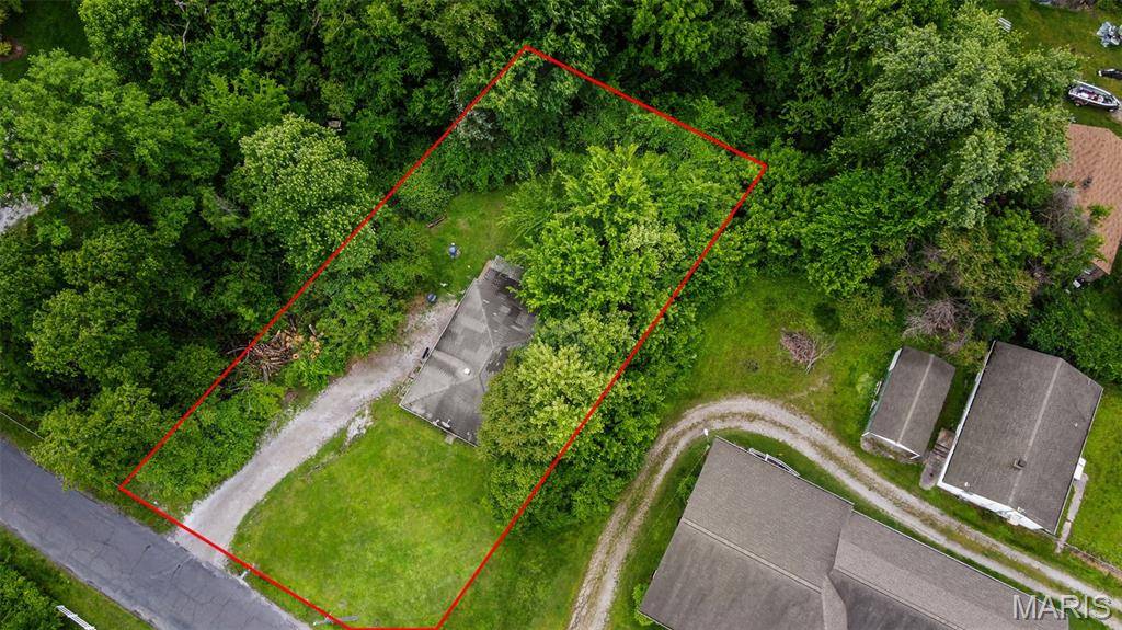 9310 Richfield RD, Fairview Heights, IL 62208