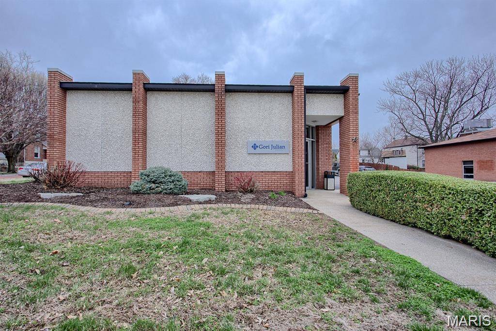 500 E 6th ST, Alton, IL 62002