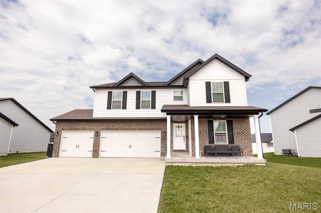 3521 Chippewa DR, Belleville, IL 62221