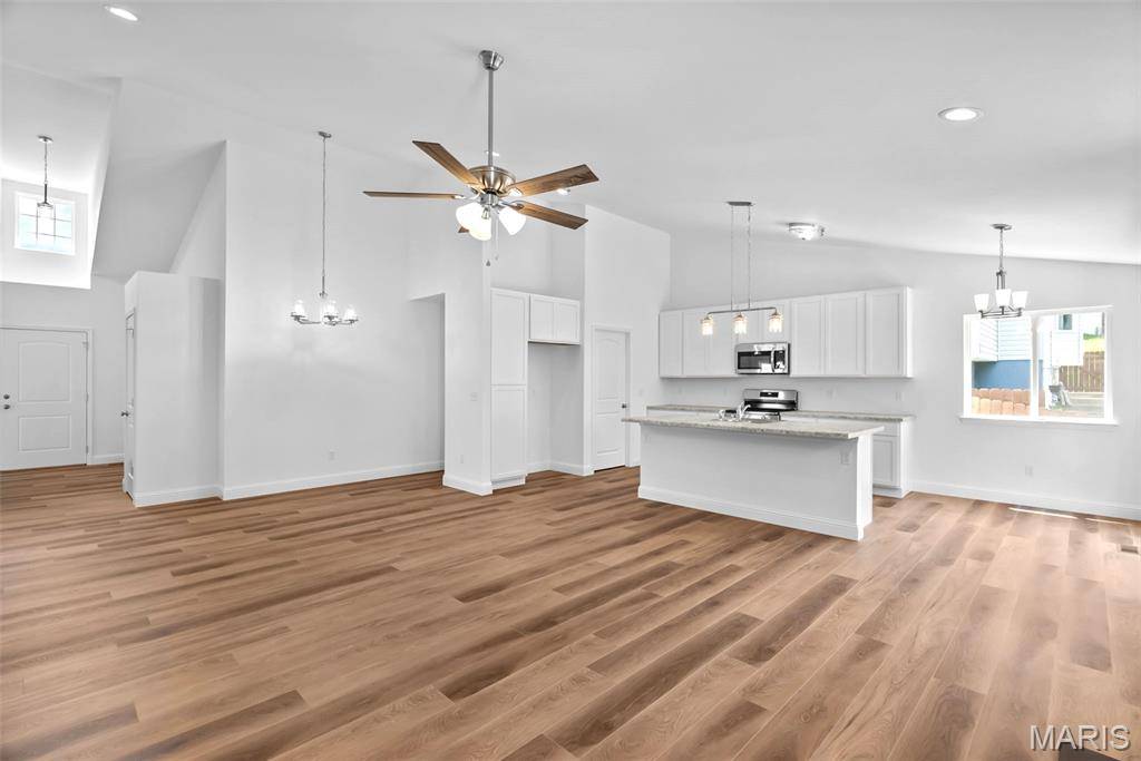 9555 Easy ST, Hillsboro, MO 63050