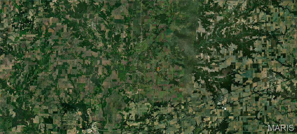 RR E 2300 AVE N, Brownstown, IL 62418