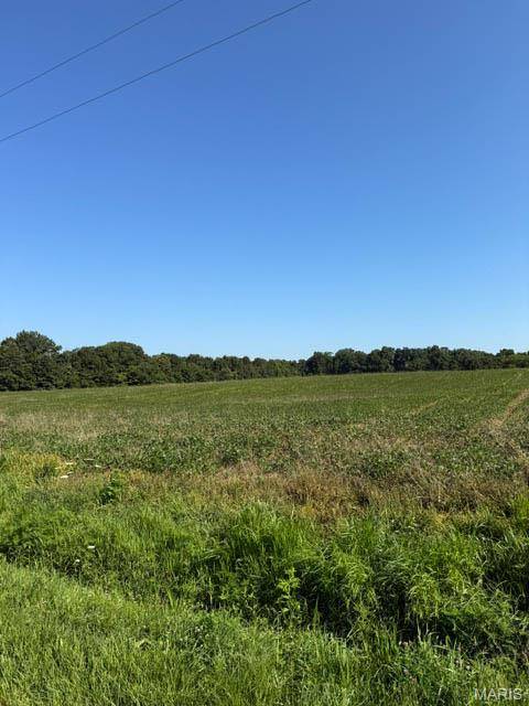 RR E 2300 AVE N, Brownstown, IL 62418