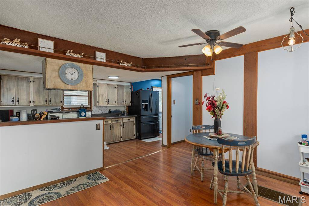 310 N Plum ST, Mount Olive, IL 62069