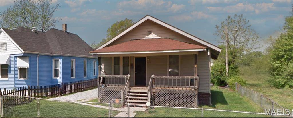 637 N 27th ST, East St Louis, IL 62205