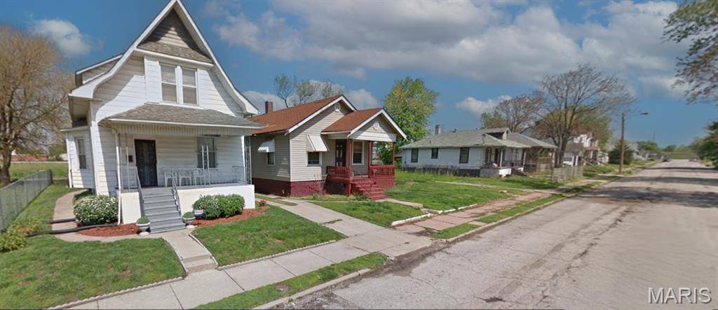 711 N 22nd ST, East St Louis, IL 62205