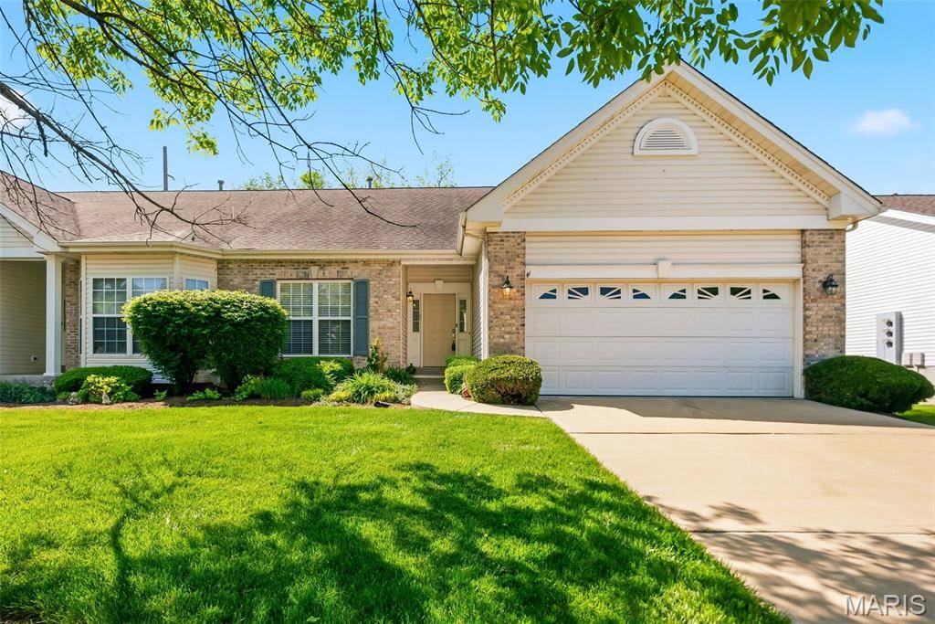 1311 Pine Bluff DR, St Charles, MO 63304