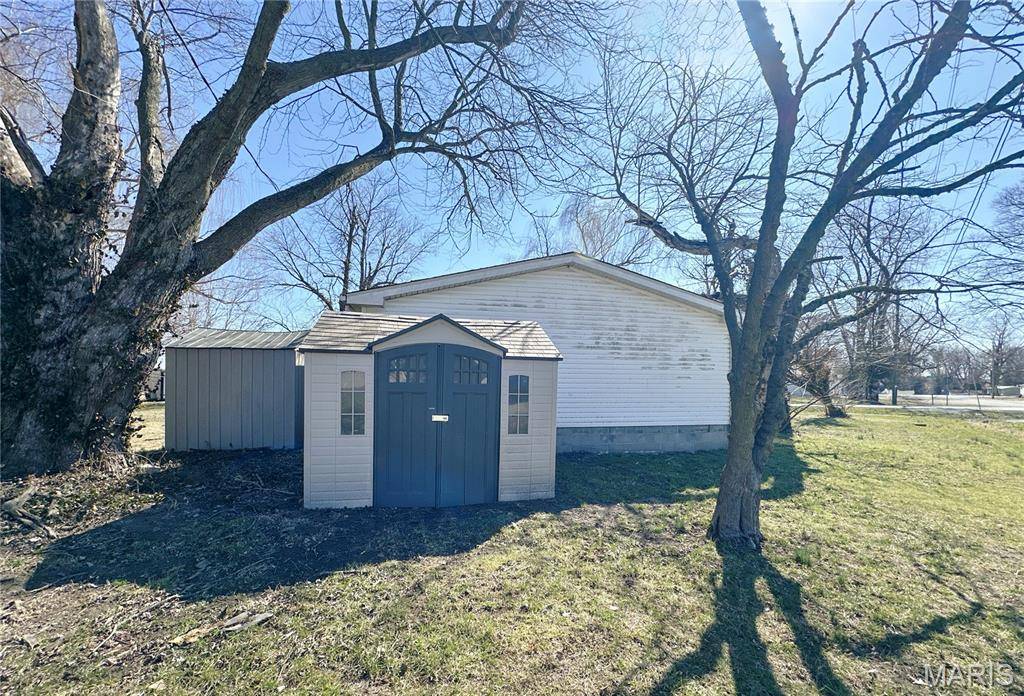 300 E Ellis ST, Summerfield, IL 62289