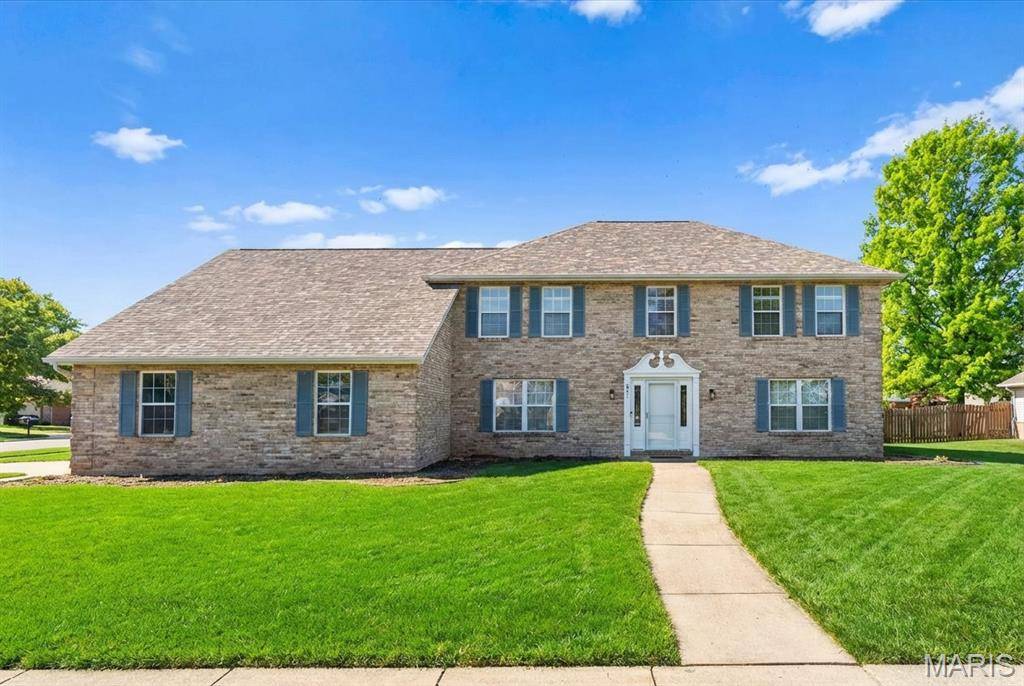 621 E Wesley DR, O'fallon, IL 62269