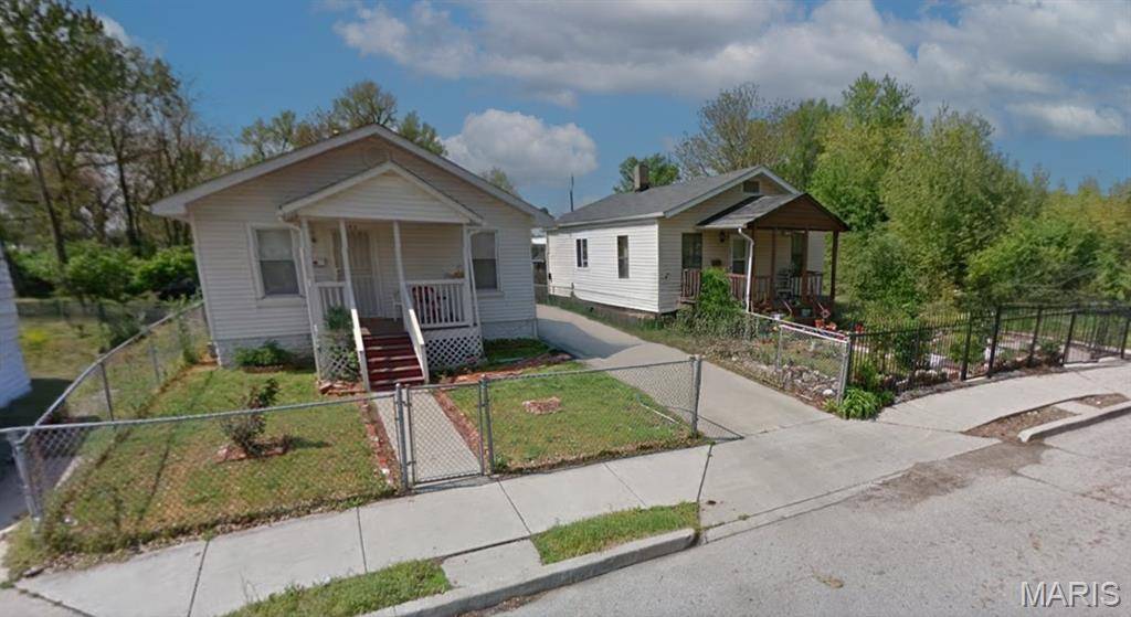 2646 Renshaw AVE, East St Louis, IL 62205