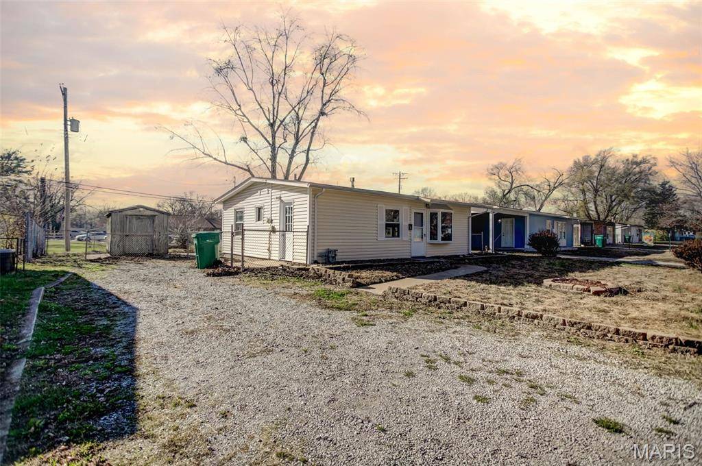 1124 Saint Michael DR, Cahokia, IL 62206
