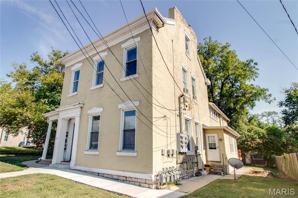1011 State ST, Alton, IL 62002