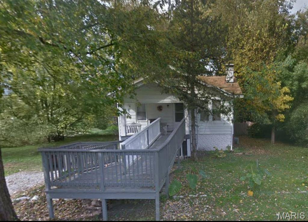 1451 N 46th ST, East St Louis, IL 62204