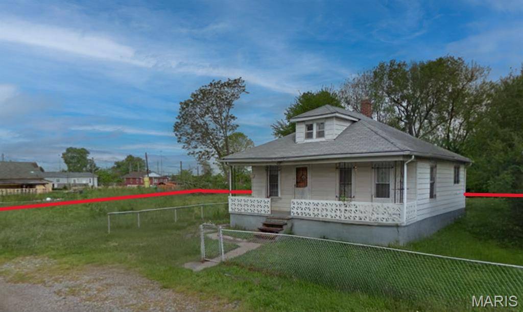 449 S 40th ST, East St Louis, IL 62207