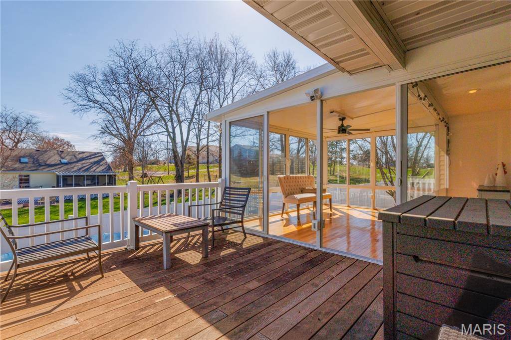3 Mark DR, Vandalia, IL 62471