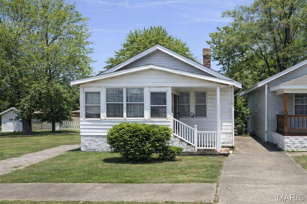 1919 Ohio AVE, East St Louis, IL 62205