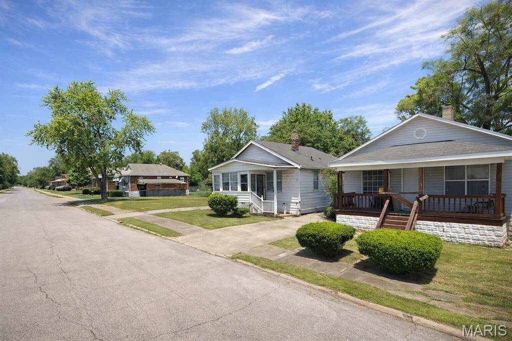 1919 Ohio AVE, East St Louis, IL 62205