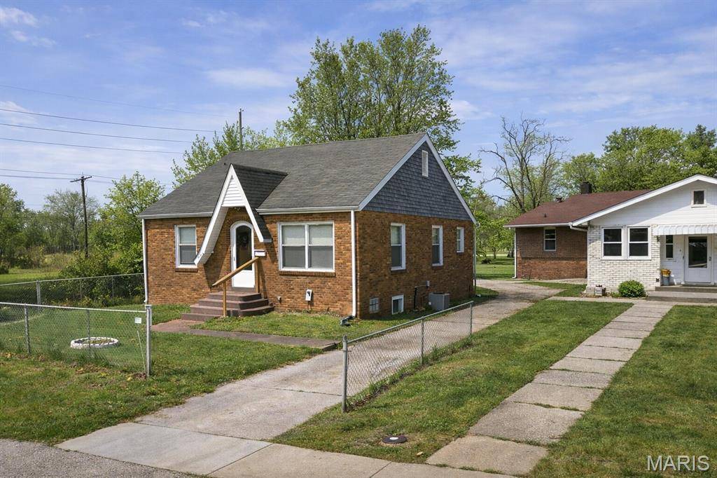 775 N 39th ST, East St Louis, IL 62205