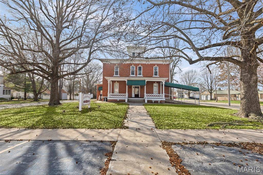 108 N Liberty ST, Jerseyville, IL 62052