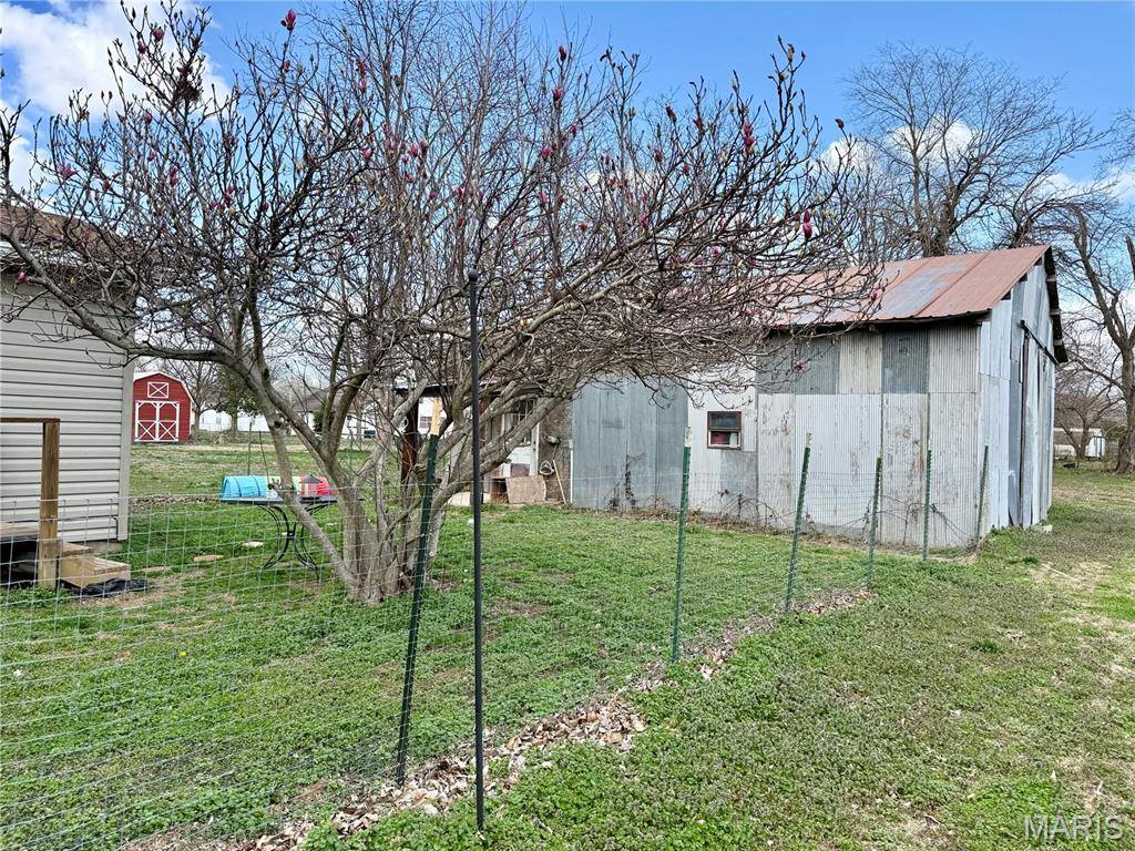 206 S Lyons AVE, Naylor, MO 63953