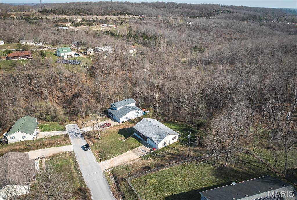 13458 Toffee LN, St Robert, MO 65584