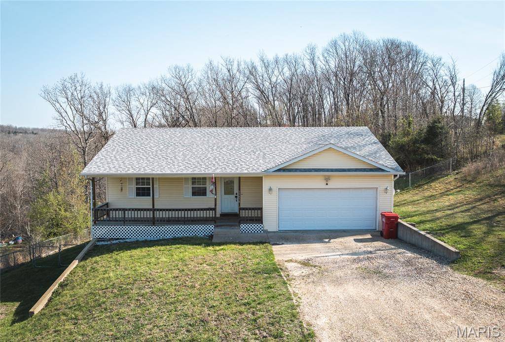 13458 Toffee LN, St Robert, MO 65584