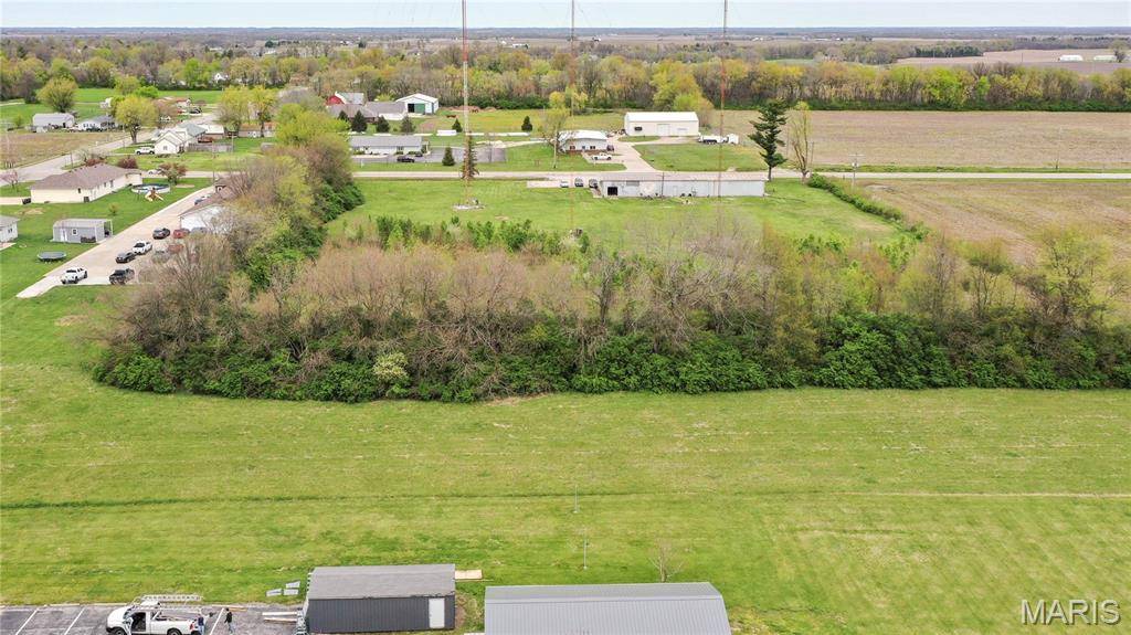 0 S June ST, Jerseyville, IL 62052