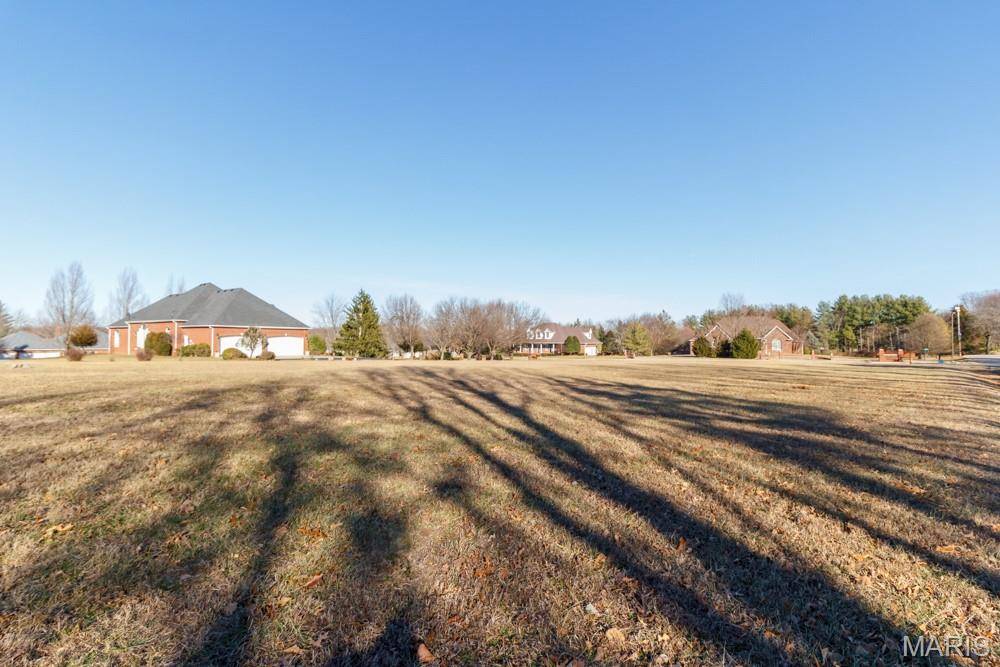 1501 Arbour DR, Lebanon, MO 65536
