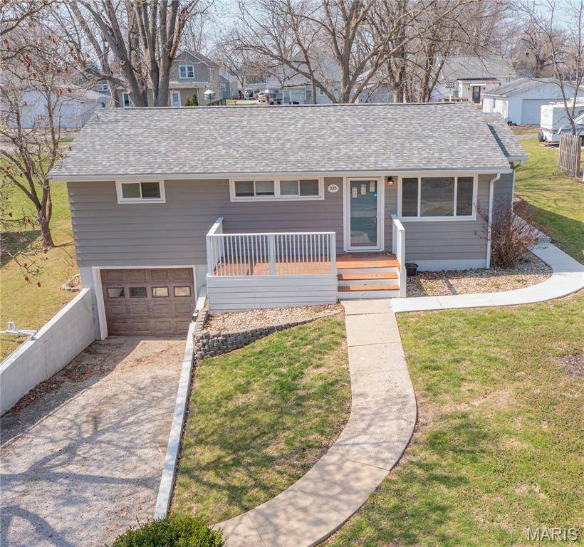 1015 N 4th ST, Vandalia, IL 62471