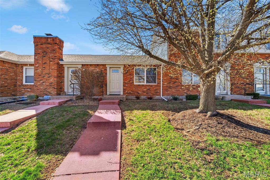 22 Brittany CT, Troy, MO 63379