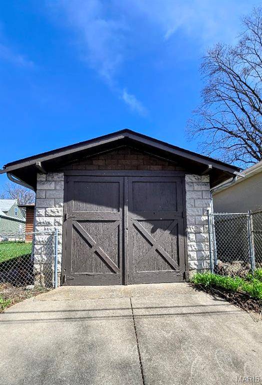 125 S Missouri AVE, Belleville, IL 62220