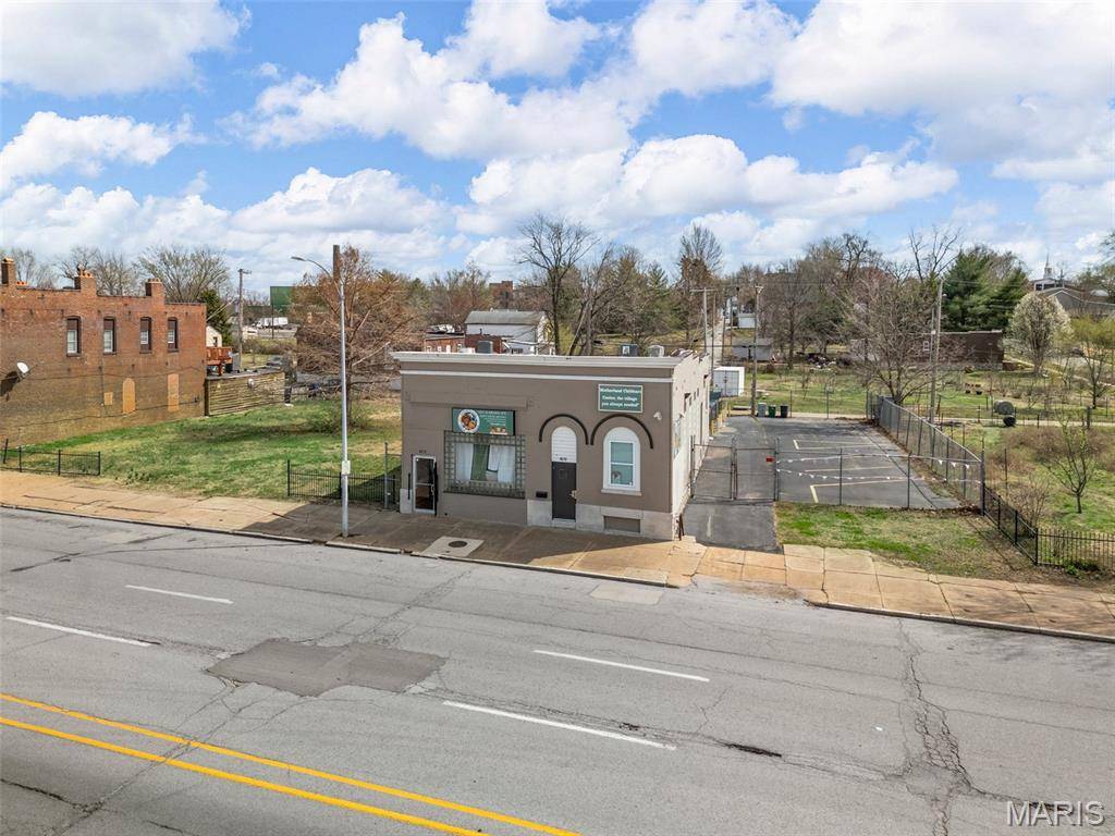 8212 Alabama AVE, St Louis, MO 63111