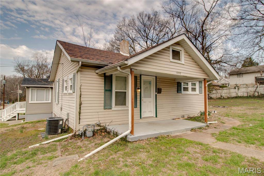 1000 Willard AVE, Alton, IL 62002