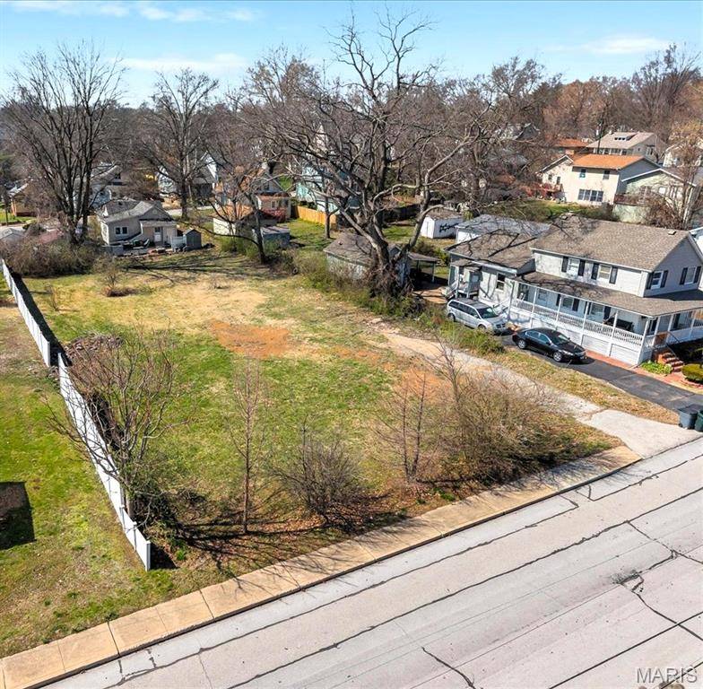 2647 Helen AVE, St Louis, MO 63144