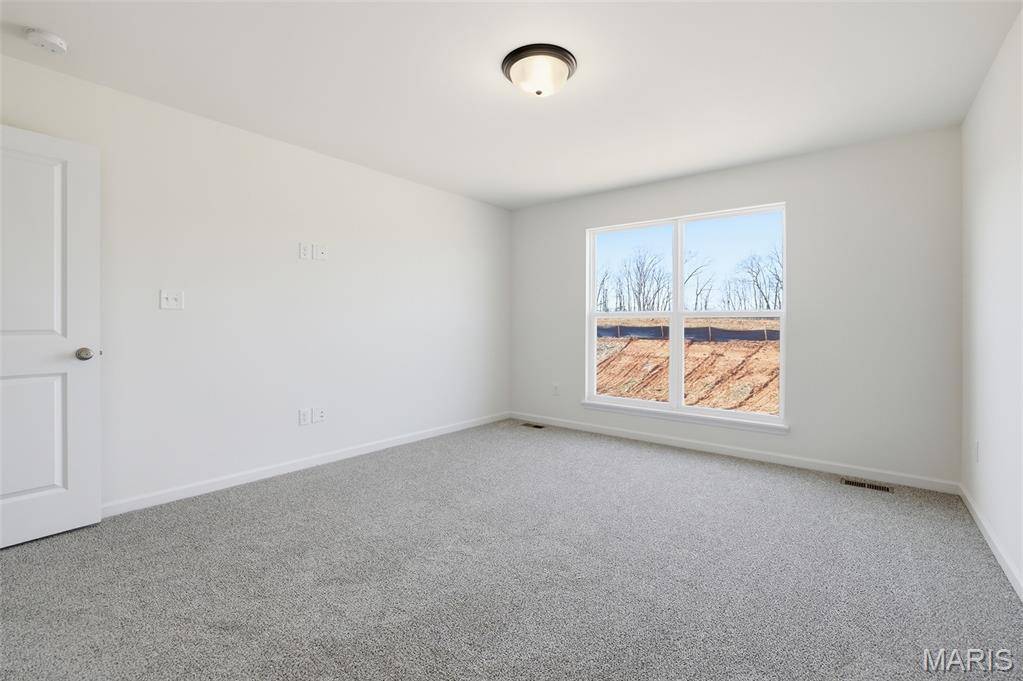 1649 Winding Meadows DR, Fenton, MO 63026