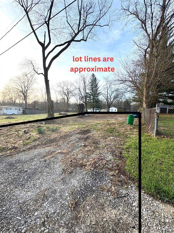 1336 2nd ST, Cottage Hills, IL 62018